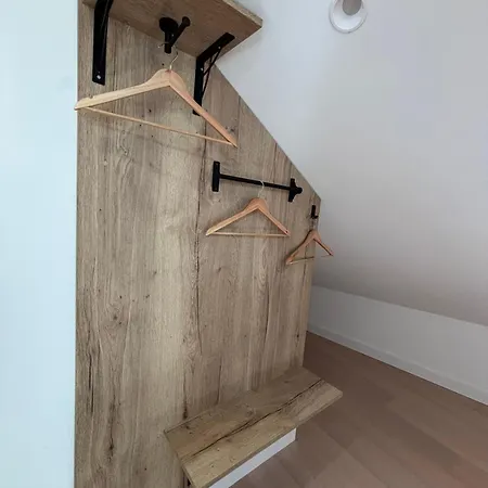 Vc House Estudios, *