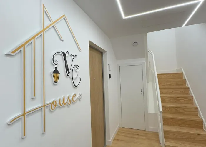 Vc House Estudios, *